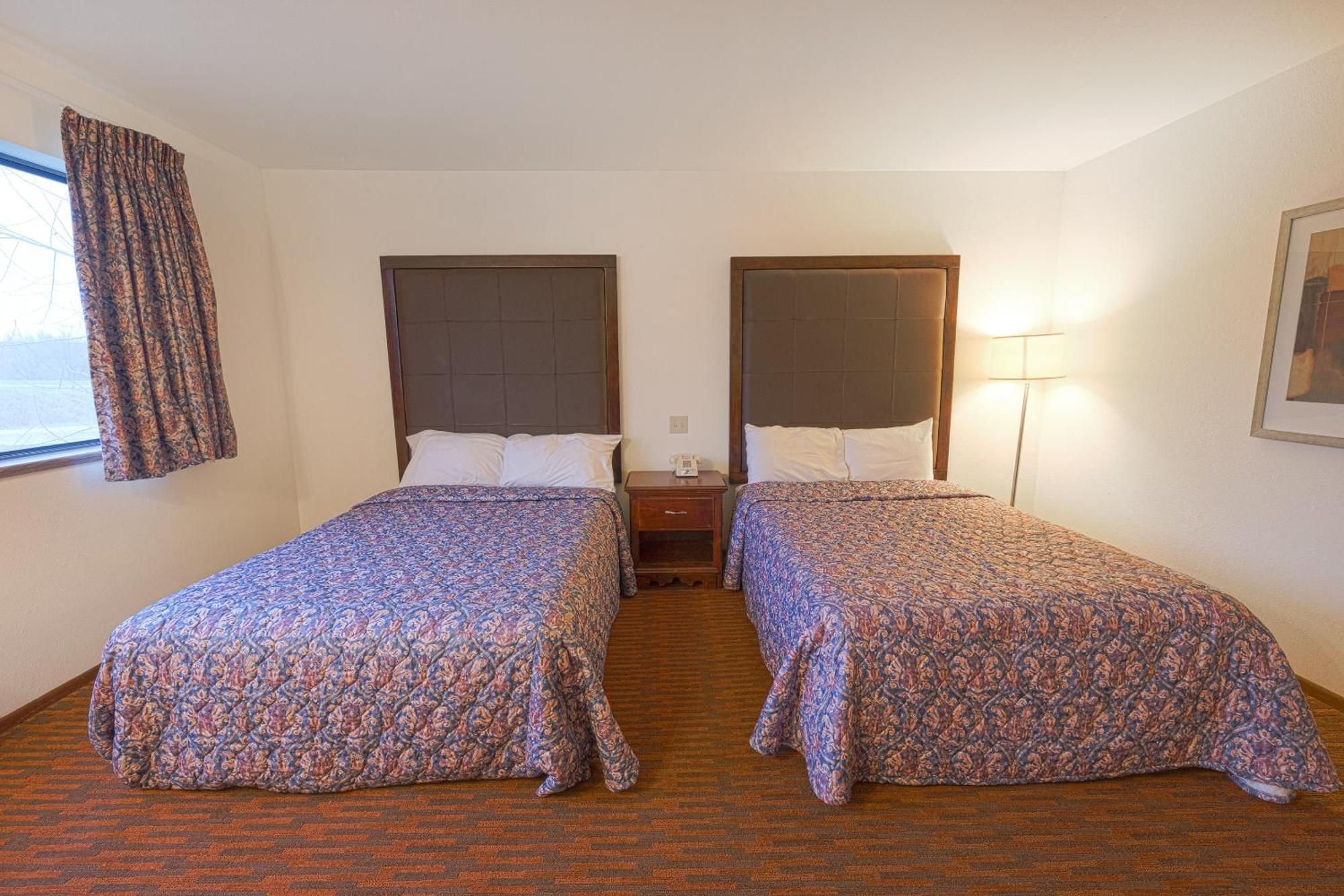 And By Oyo Inn Harlan